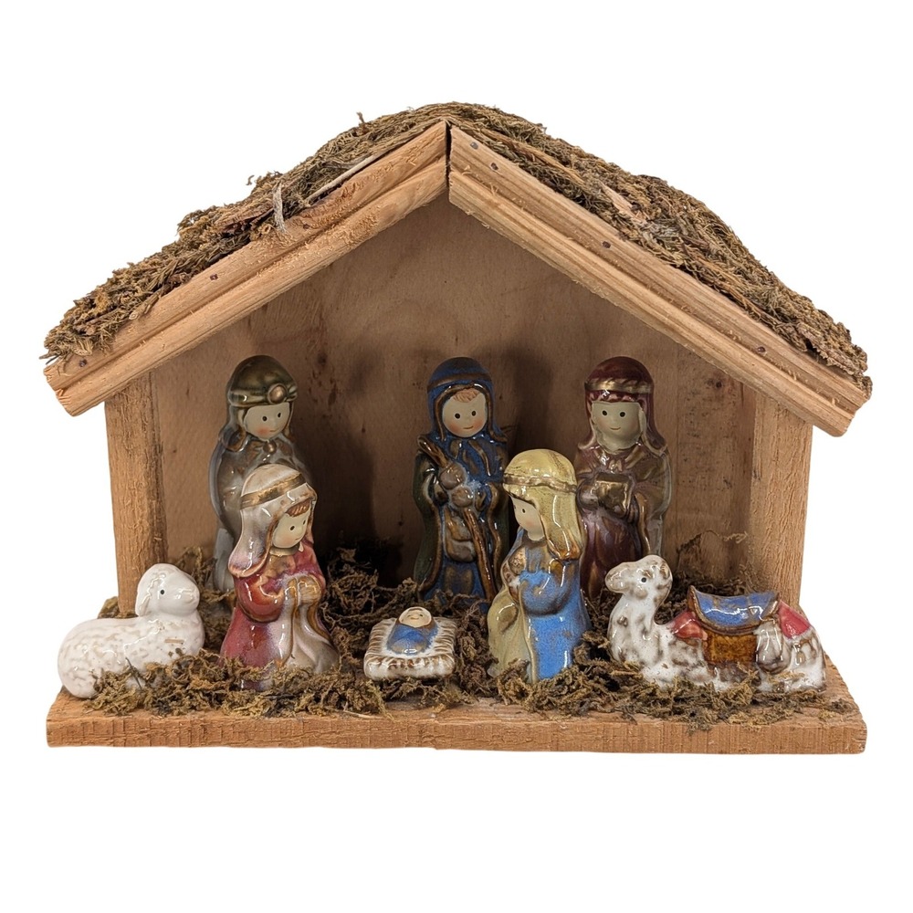 Ceramic‎ Nativity Scene with Wooden Stable Christmas Decor 6" Tall